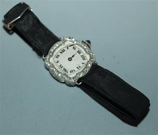 Diamond-encrusted white gold cocktail watch with cabochon sapphire winder (faults)